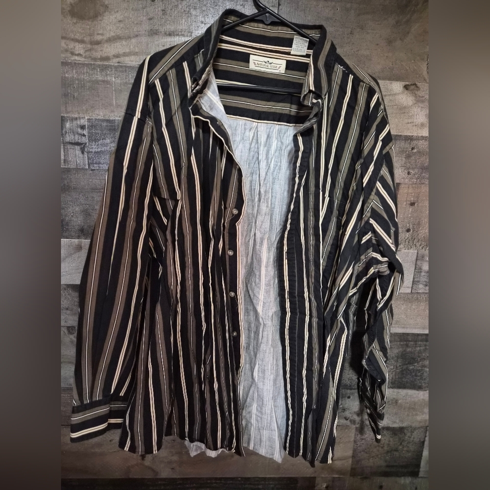 UE Black and Cream Striped Shirt